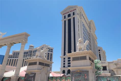 caesars palace lost and found.